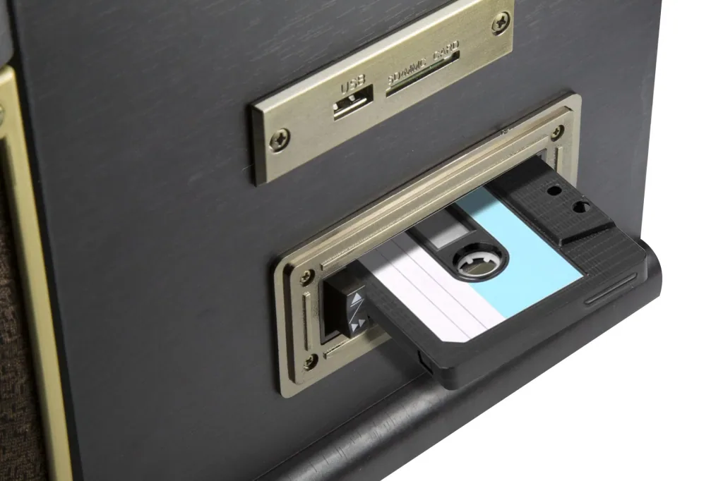 Nostalgie Bluetooth Plattenspieler mit integrierter Digitalisierungsfunktion