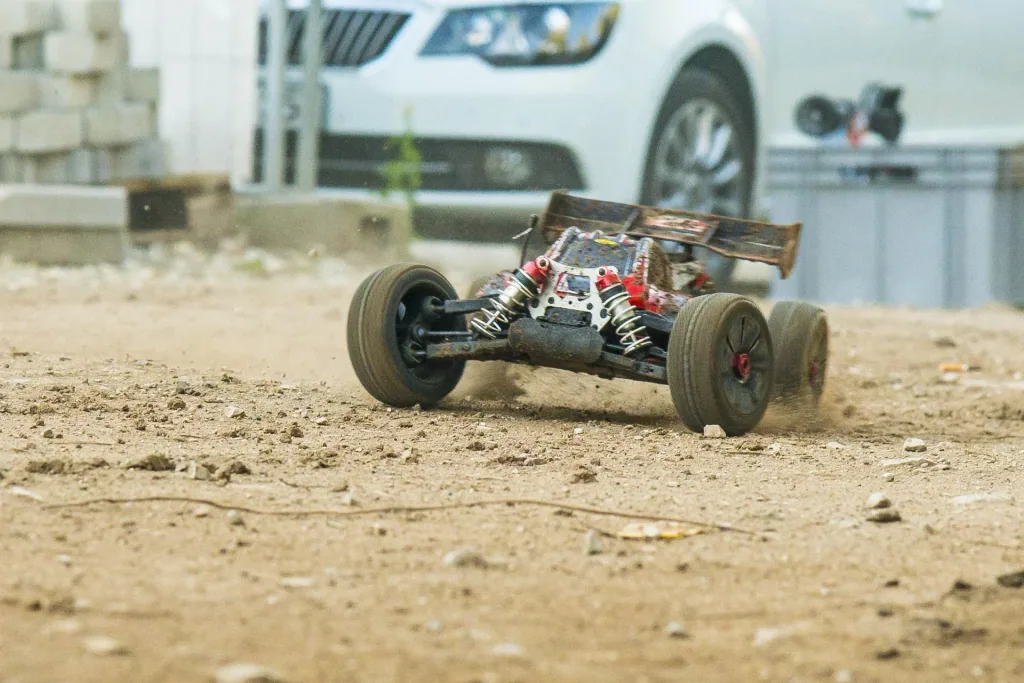 Virus 4.1 4S BL 2.4G 100% RTR, Maßstab 1:8