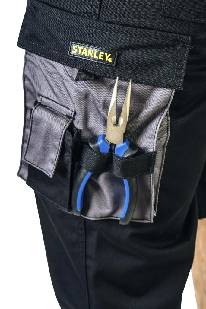 Shorts mit Funktion, Farbe schwarz, Gr.M
