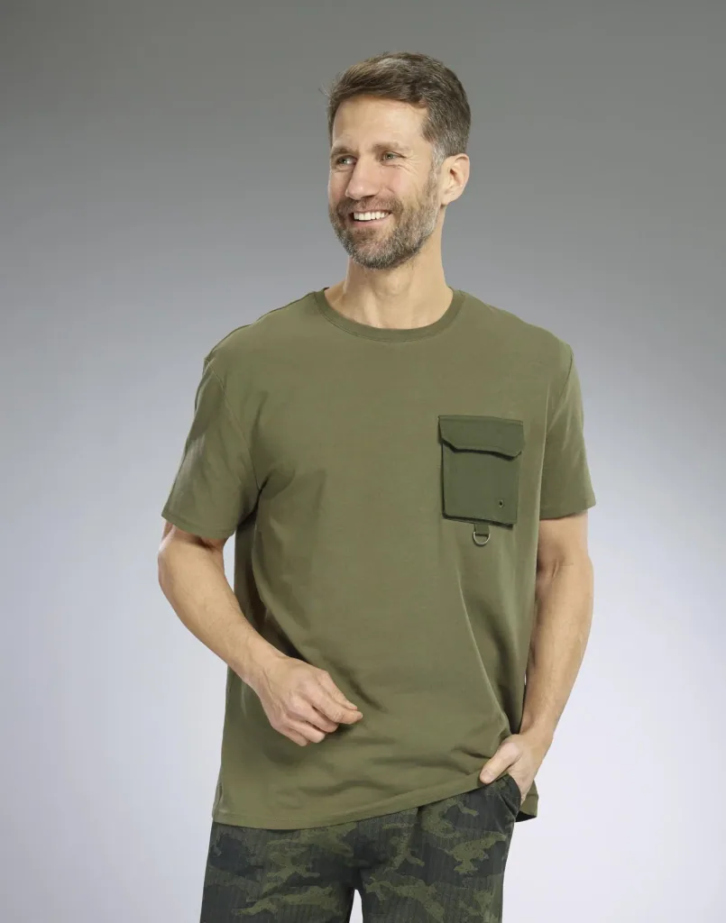 T-Shirt mit Brusttasche, Farbe oliv, Gr.M