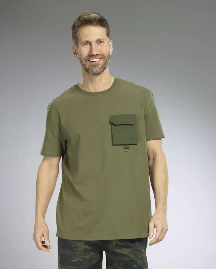 T-Shirt mit Brusttasche, Farbe oliv, Gr.M