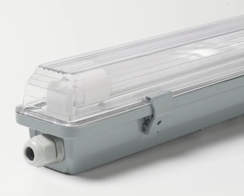 LED Feuchtraumleuchte, 1-flammig, 18 Watt, kaltweiß, IP65, ca. 120 cm