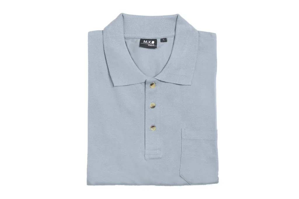 Poloshirt mit Knopfleiste und Brusttasche, Farbe hellblau, Gr.XL
