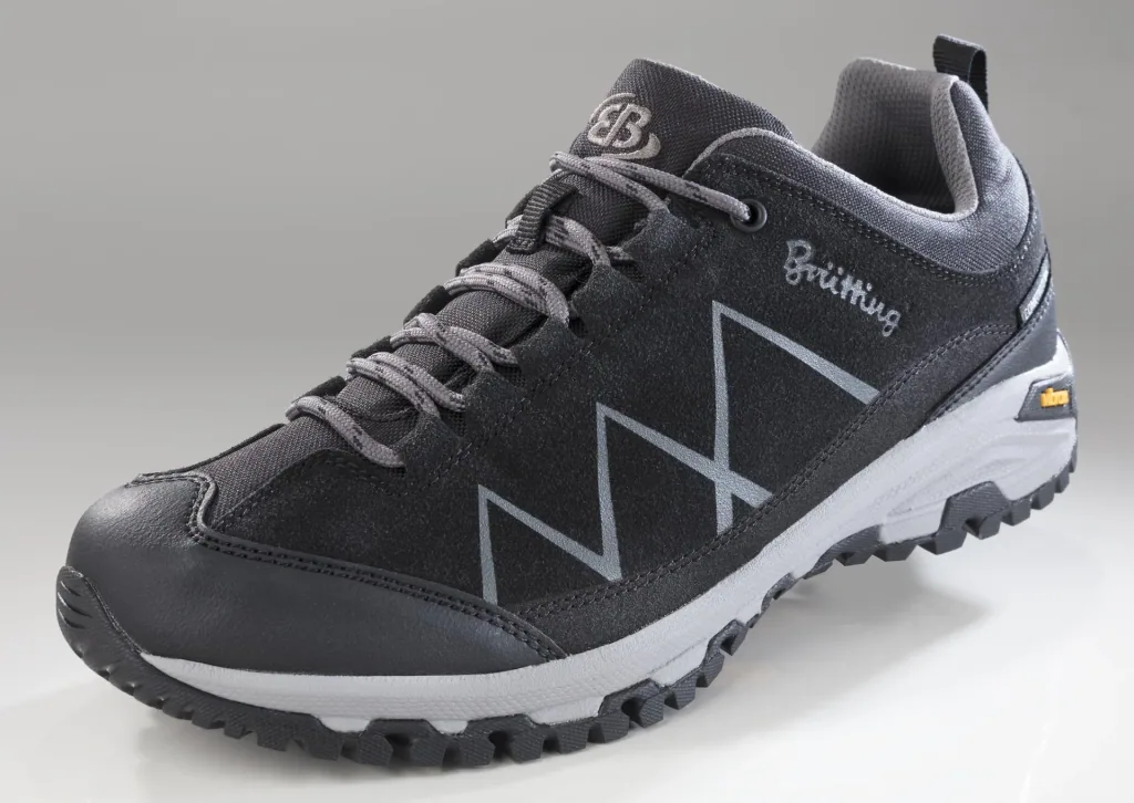 Trekkingschuh mit Vibramsohle, Farbe schwarz, Gr.45