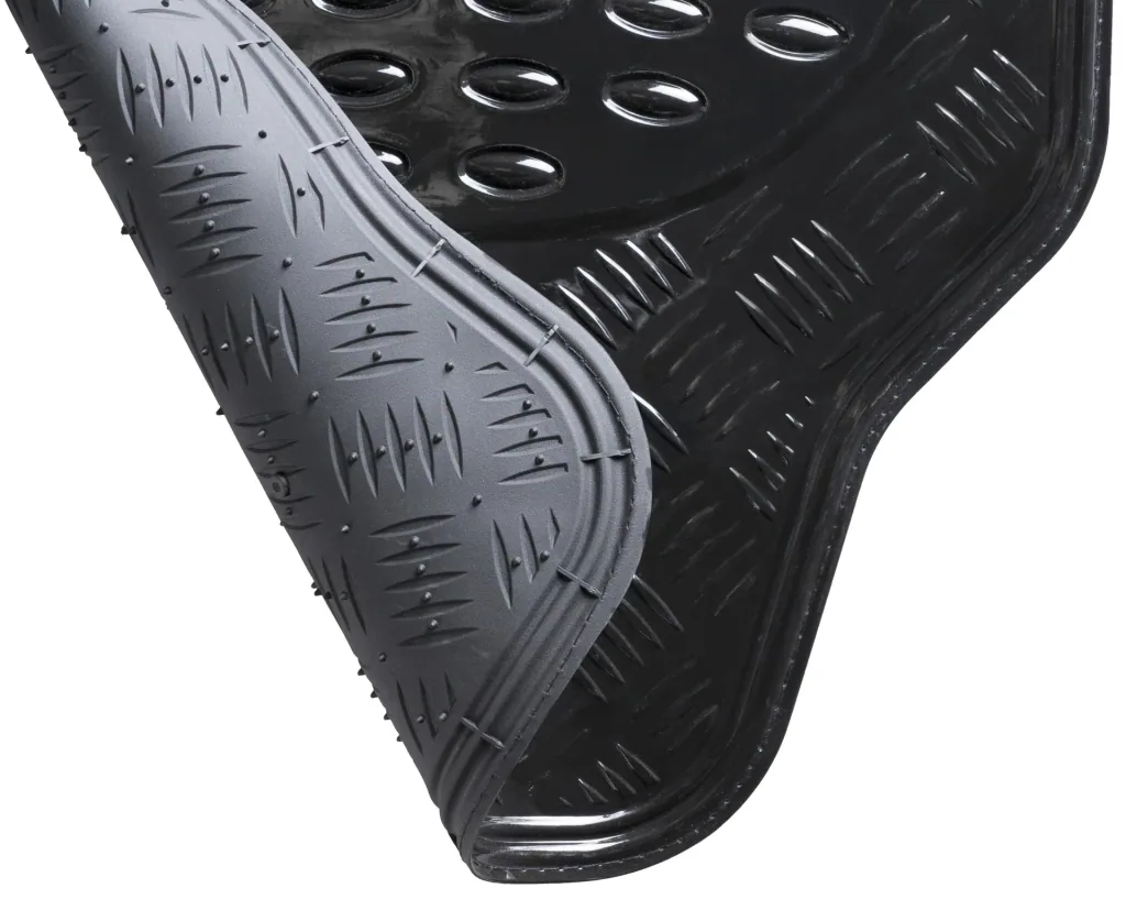 Auto Gummimatten Metallic Riffelblech look schwarz maxi- 4 teilig, 2 Vordermatten 68,5x44,5 cm, 2 Rückmatten 40x44,5 cm