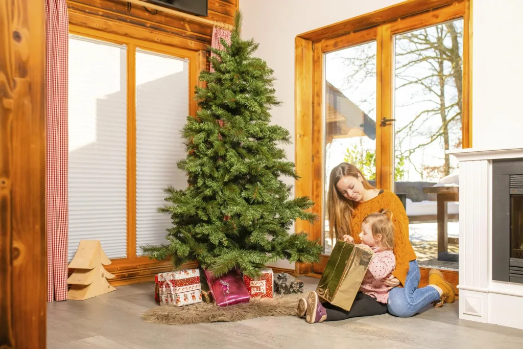 Evergreen Künstlicher Weihnachtsbaum Mesa Fichte 180 cm Grün