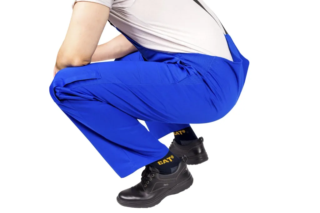Latzhose mit seitlichen Dehnzonen, Farbe blau Gr.46