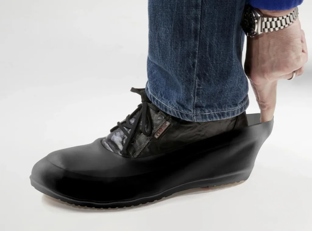 Silikon Gleitschutzschuhe mit Spikes, Gr. XL/ 42 - 43