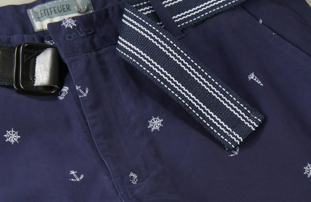 Bermudashhorts mit maritimen Druck, Farbe marine, Gr.M