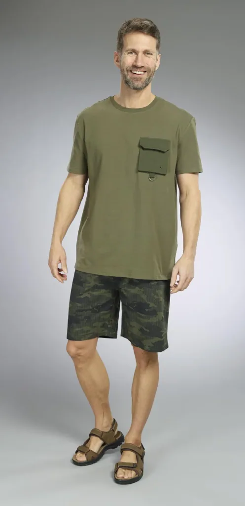 Bermuda Shorts, Farbe camouflage/grün/schwarz, Gr.M
