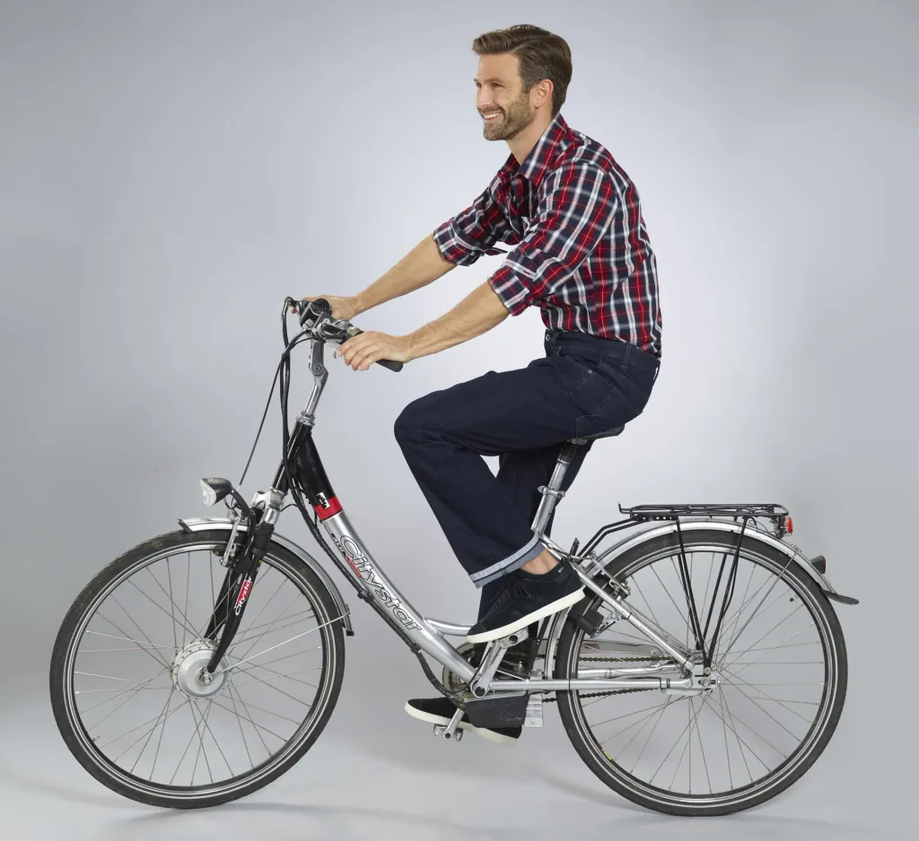 Radfahrer Jeans, Farbe bluestone, Gr.48