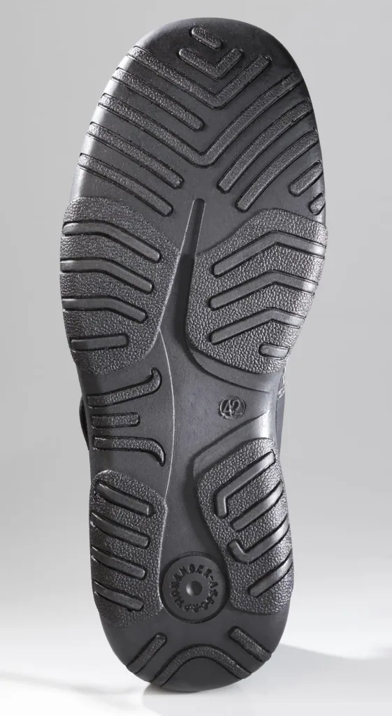 Slipper mit Klimazonen und Klettverschluss, Farbe schwarz, Gr.42