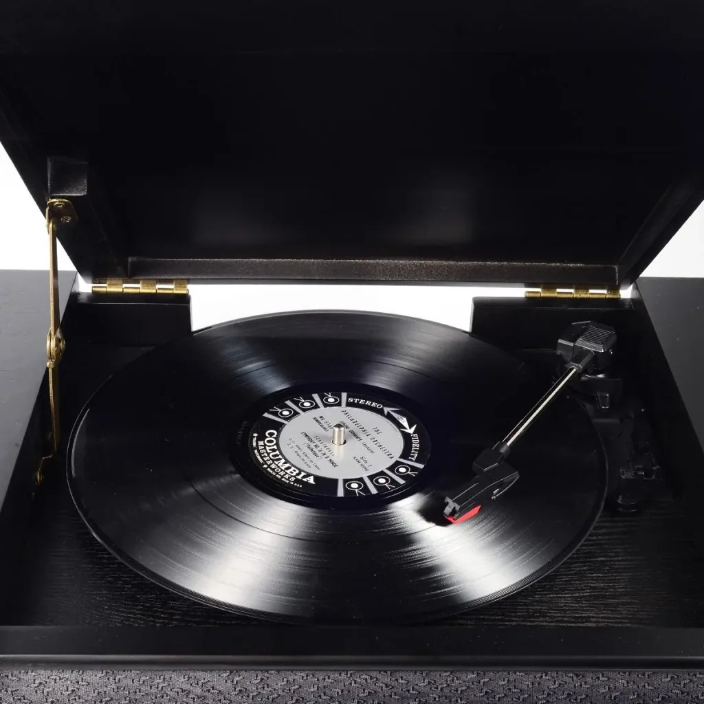 Retro HiFi-System mit DAB in schwarz