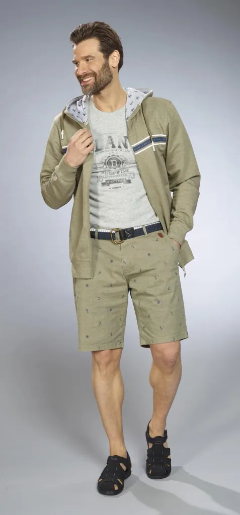 Kapuzenjacke, Farbe khaki, Gr.M