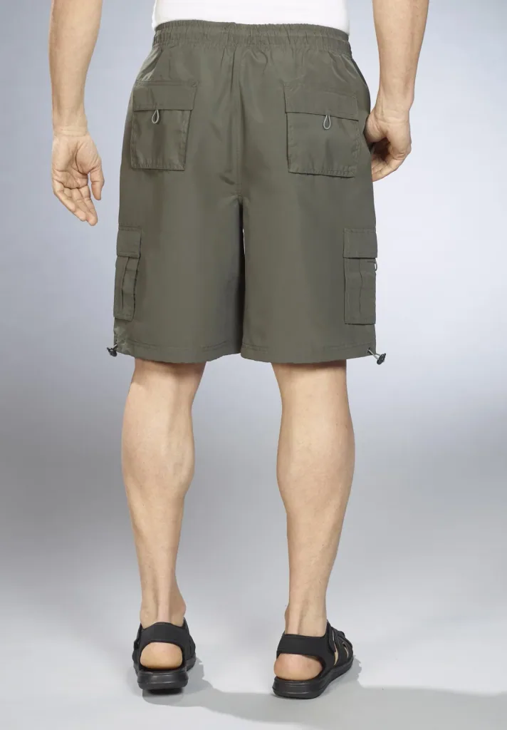 Herren Shorts mit Gummizug, Farbe oliv, Gr. L