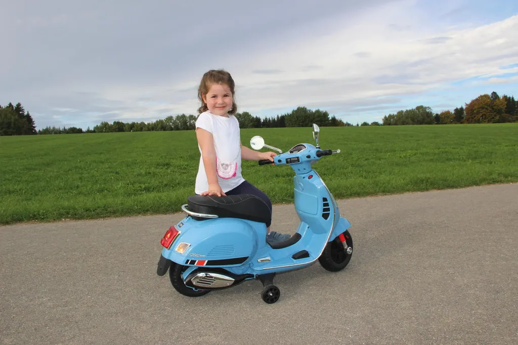 Ride-on Vespa für Kinder, 12 Volt, Blau