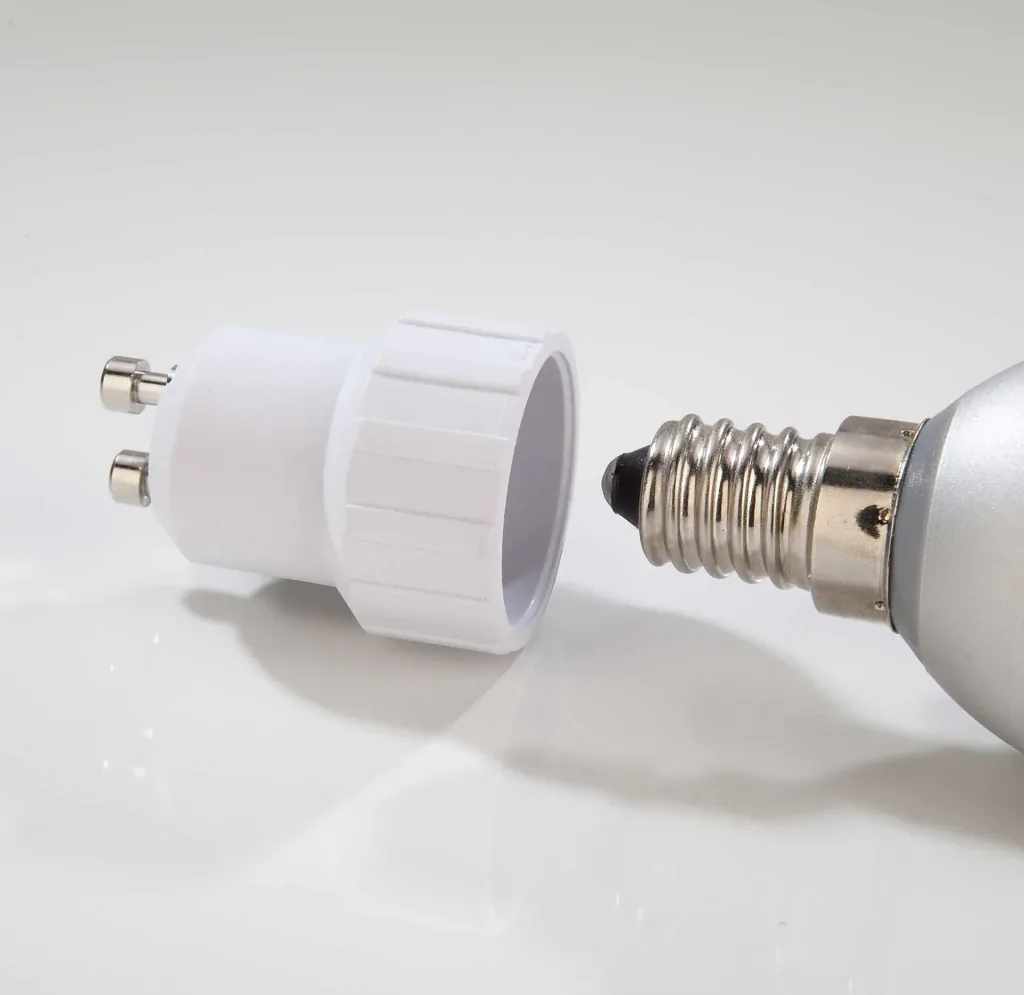 Adapter GU10 auf E14 Sockel, 3 Stück