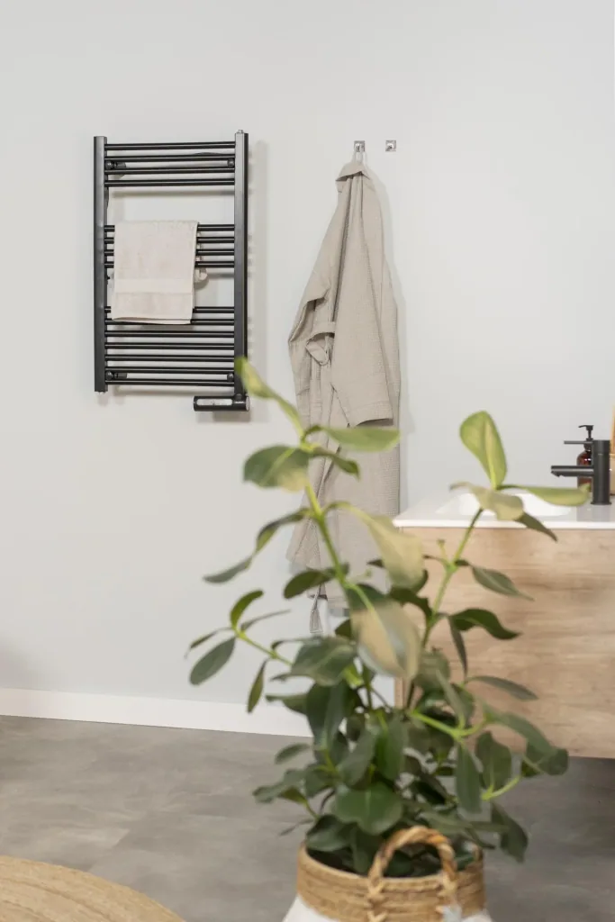 Heizkörper für Badezimmer Sani-Towel 500, weiß