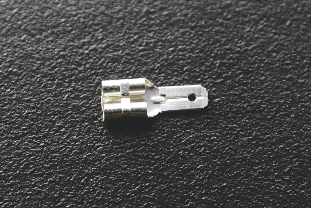 Batterieadapter von 4,8 mm auf 6,3 mm - 4er Pack (passend für 2 Akkus)