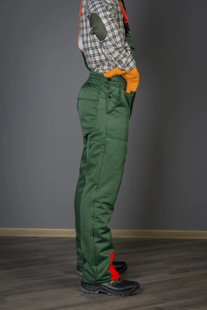 Schnittschutz Sicherheits Starter Set: Hose Gr.50, Helm, Handschuhe