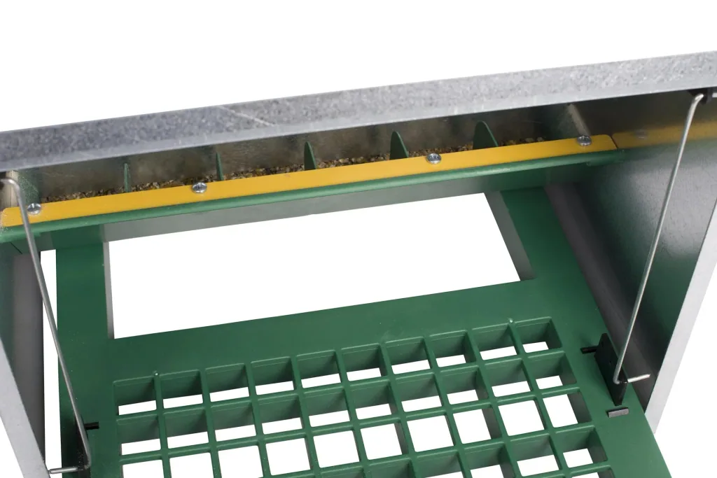 Futterautomat mit Trittplatte für 8 kg Futter