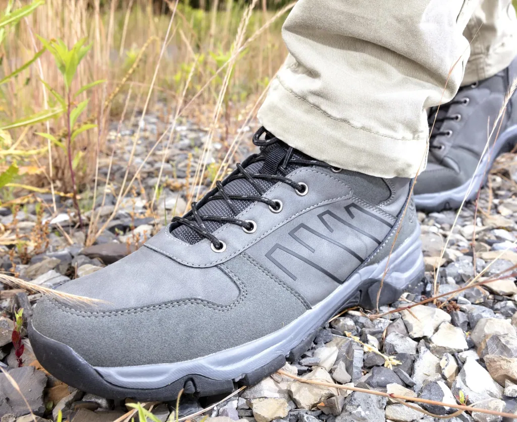 Wanderstiefel, Farbe grau, Gr.40