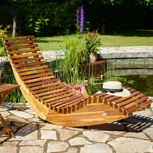 Ergonomischer Schaukelstuhl Akazienholz FSC-zertifiziert