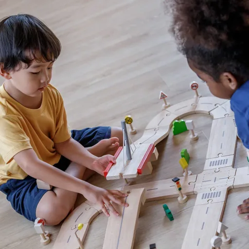 Plan Toys Straßensystem Holz