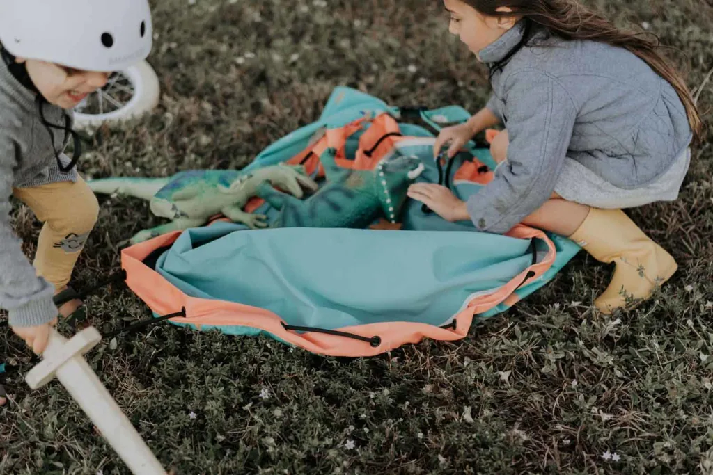 Play&Go Spielzeugsack, Spielzeugkorb, Spielzeug aufbewahrungstasche - Draussen, Farbe: Spielen