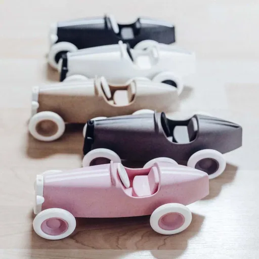 ooh noo Grand Prix Rennauto schwarz