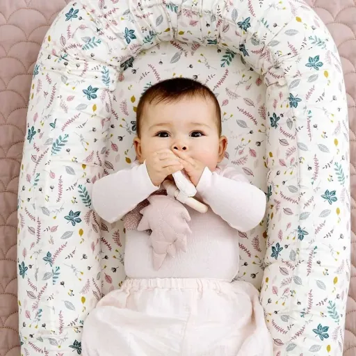 Cam Cam Baby Rassel Blätter rosa