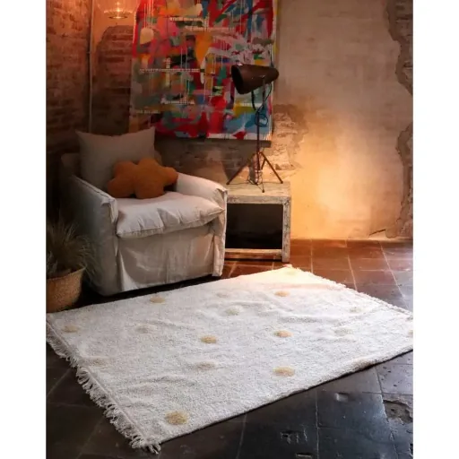 Lorena Canals waschbarer Teppich "Hippy Dots" honig