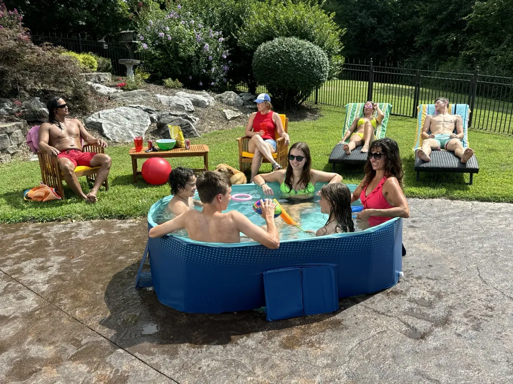 Faltbarer Pool Mittel