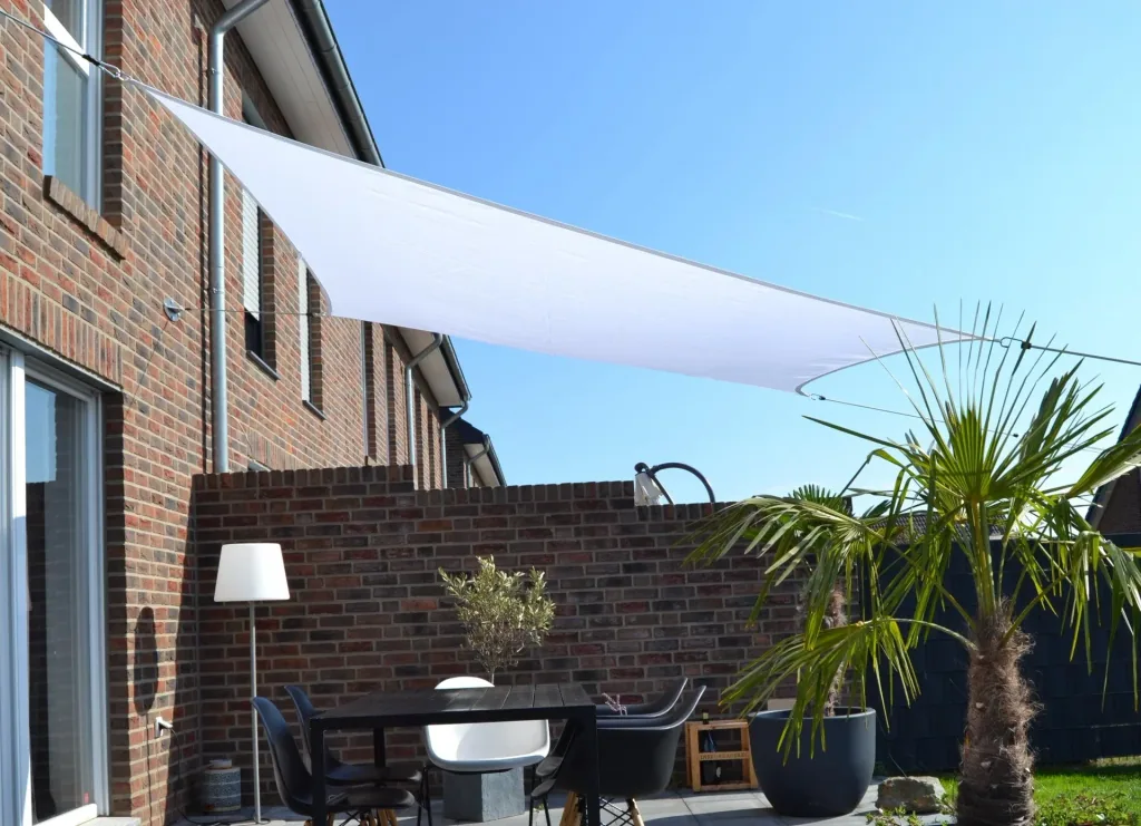 Viereck-Sonnensegel wasserabweisend weiss 250 x 300cm