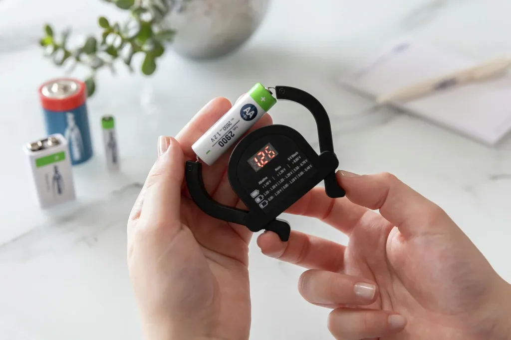 Akku- und Batterie Tester, universell einsetzbar