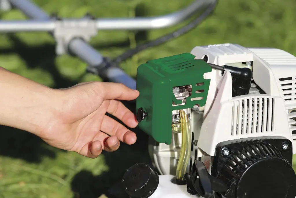 Benzin-Freischneider 4-Takt Motor GM 4T-700 Gartenmeister