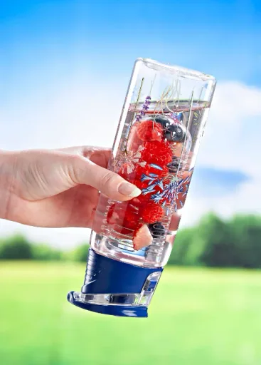 Trinkflasche mit Fruchteinsatz (Farbe: blau)
