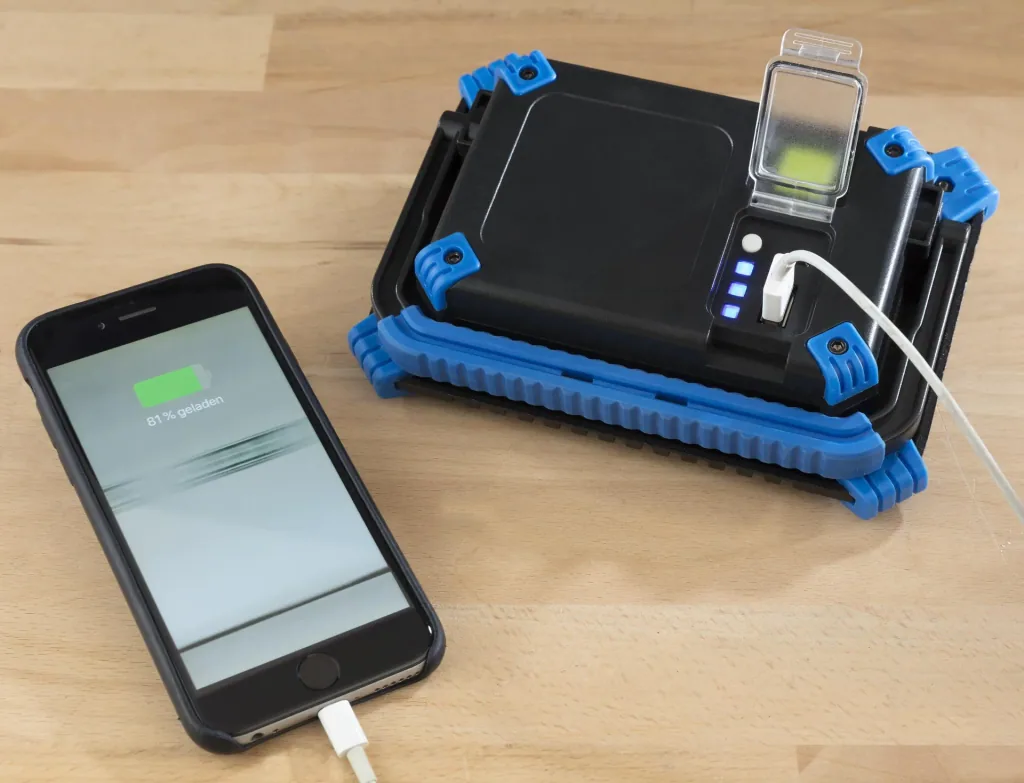 LED Akku Fluter 20 Watt COB mit Powerbank