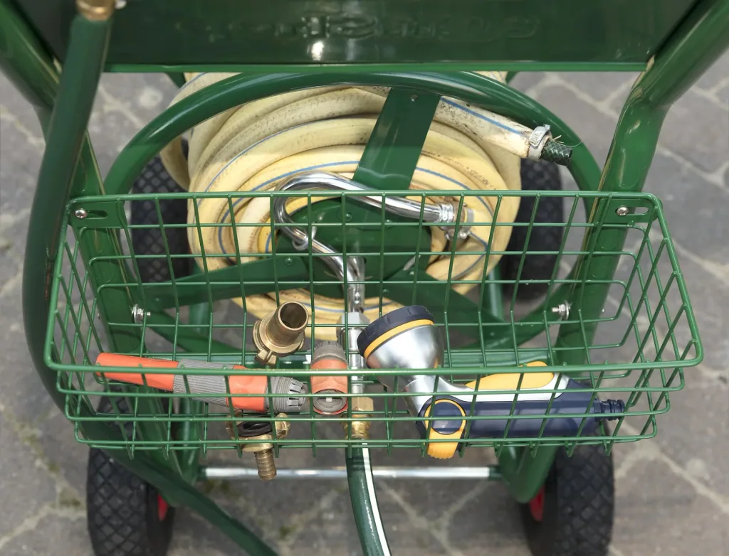 Schlauchwagen, 100 m für 3/4" Schlauch, inklusive Ablagekorb