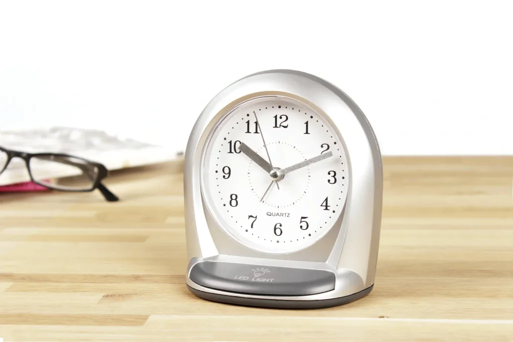 LED-Wecker, leuchtend – ohne Batterie