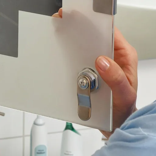 Medizinschrank Erste Hilfe inkl. Schlüssel klein