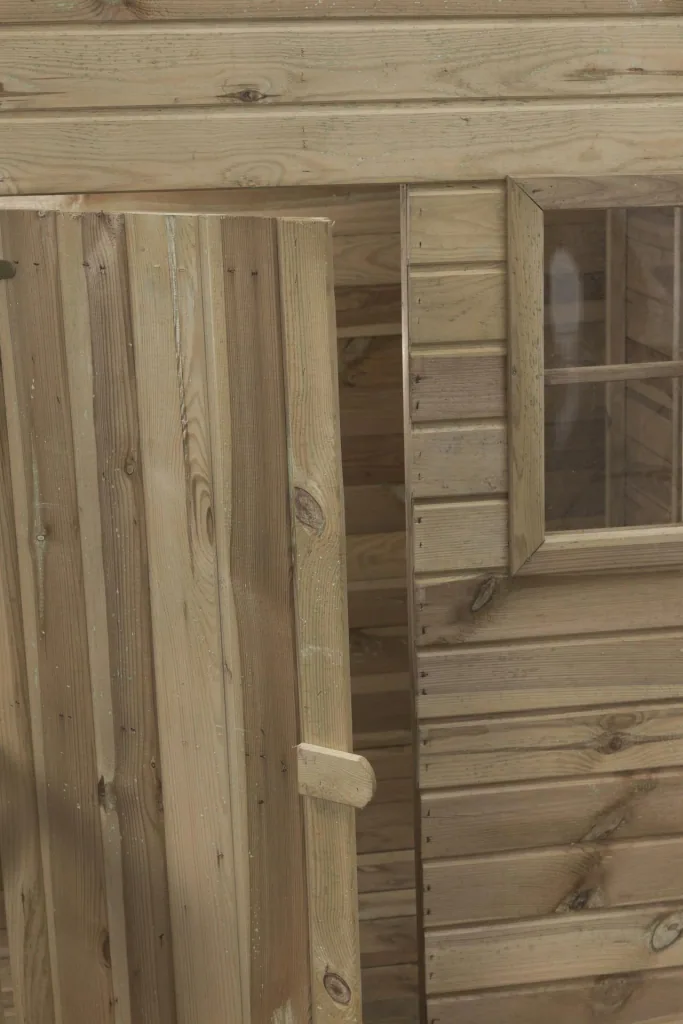Spielhaus Laura mit Veranda 2020 mm x 2250 mm x 1710 mm