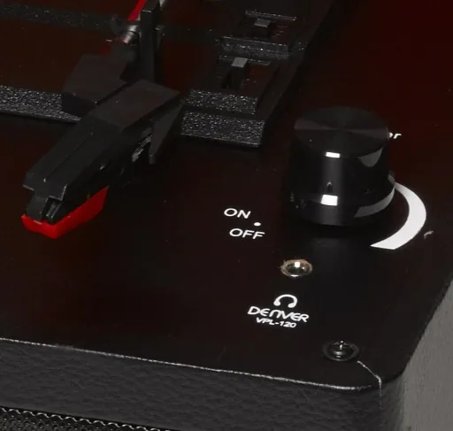 Retro USB Plattenspieler "VPL-120" im Koffer in rot