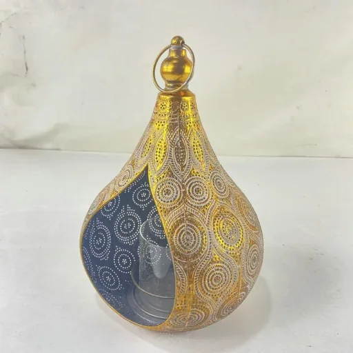 Laterne Oriental aus Metall in Gold