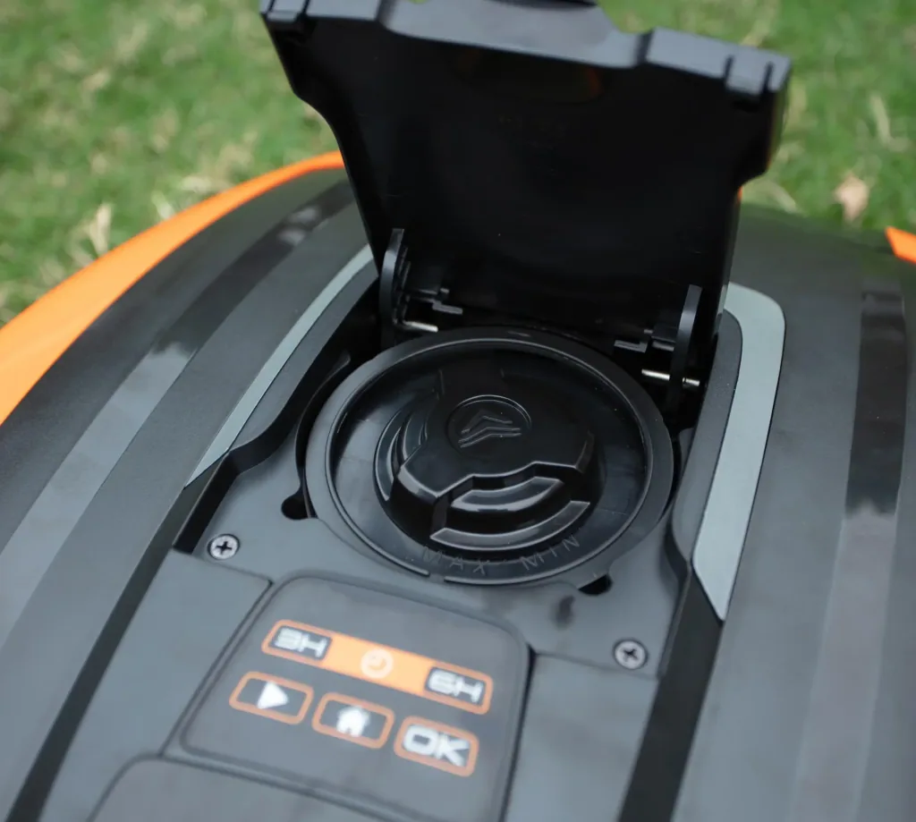 Mähroboter EASYMOW 260B - bis 260 m²
