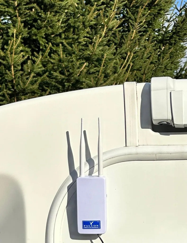Außenantenne 4G IP65 150Mbit mit integriertem Router