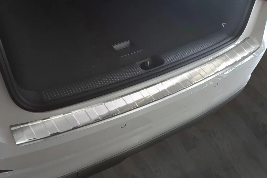 Ladekantenschutz Edelstahl für Audi Q2 - Baujahr 2016 >