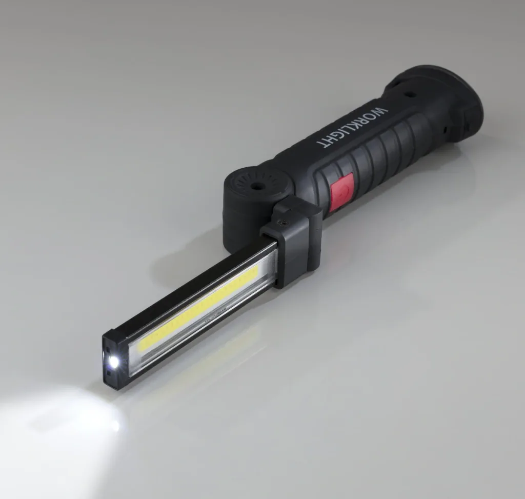 Arbeitslicht samt schwenkbarem Arm, wiederaufladbar