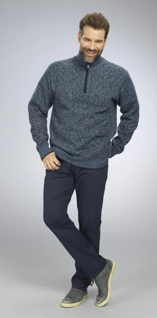 Strickpullover, Farbe marine, Gr.M