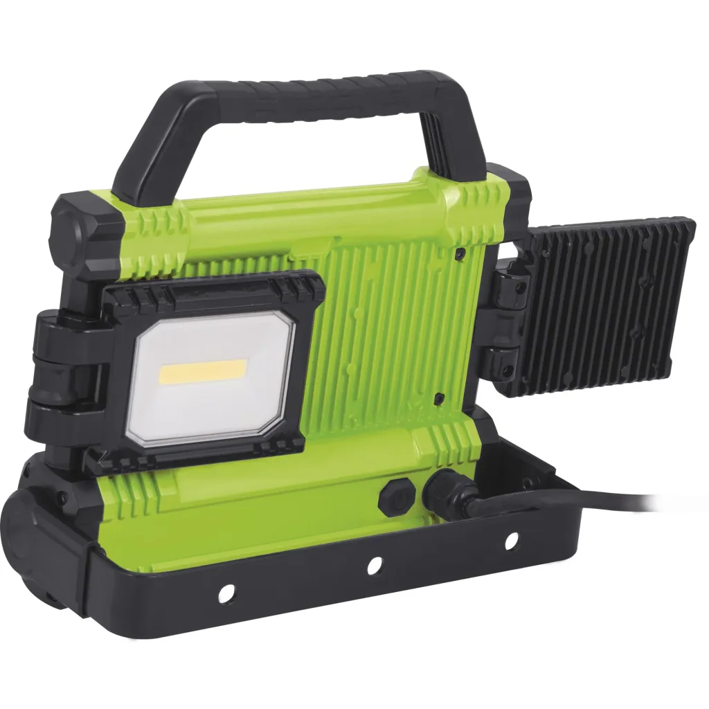 Schwenkbare LED Arbeitsleuchte mit 3 Leuchtflächen, 50 Watt